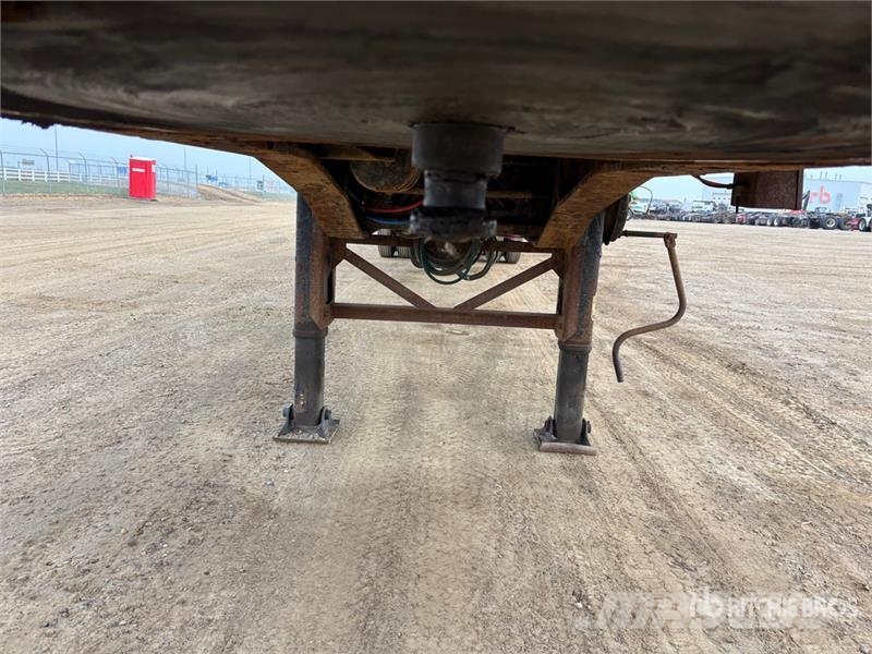 Manac Tri/A 53 ft Extendable Flatbed Trailer Причепи-платформи/бокове розвантаження