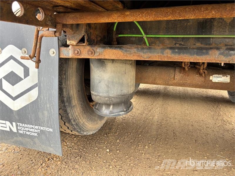 Manac Tri/A 53 ft Extendable Flatbed Trailer 自卸半挂车