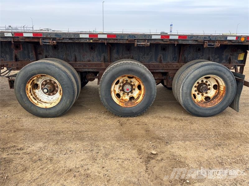 Manac Tri/A 53 ft Extendable Flatbed Trailer Причепи-платформи/бокове розвантаження