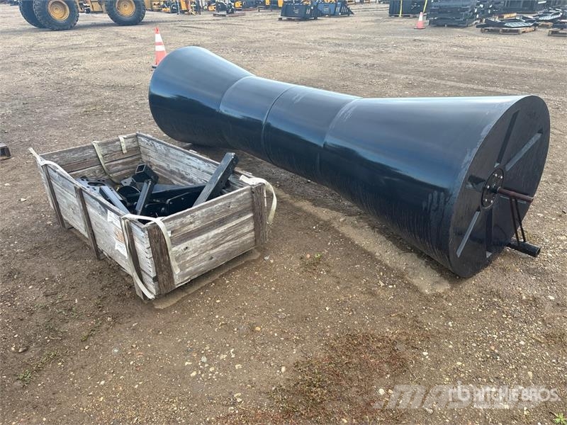  Mandak 9 ft 10 in x 36 in Swather Roller (Unused) Muut maatalouskoneet