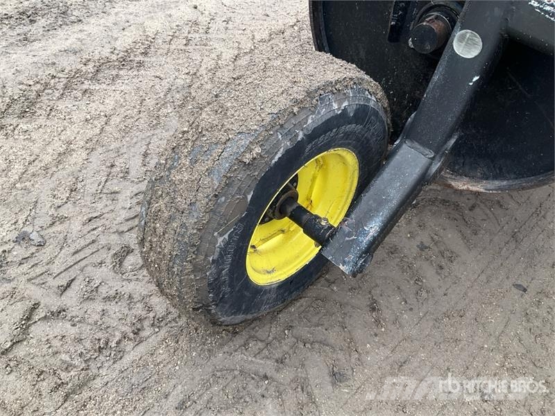 Mandako LR4258 45 ft Land Roller مداحل