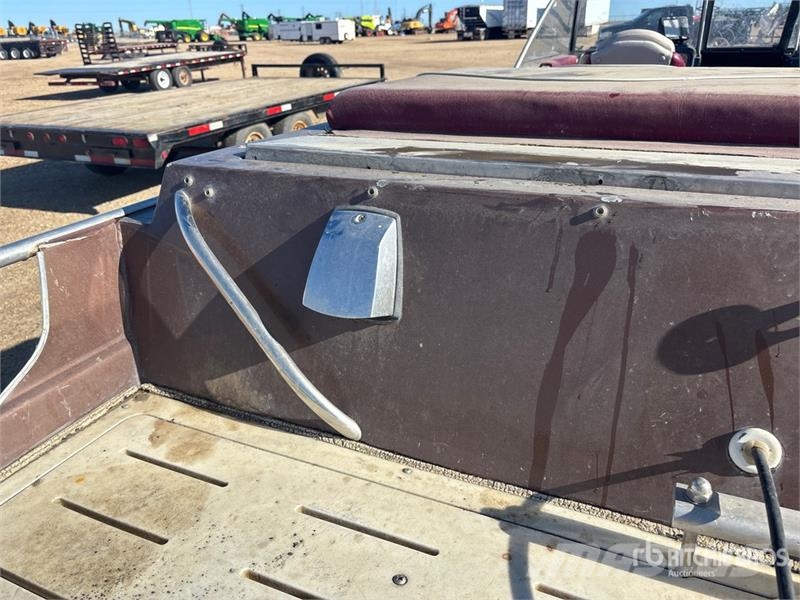 Marathon 19 ft Jet Boat (Inoperable) Barcos / barcazas de carga
