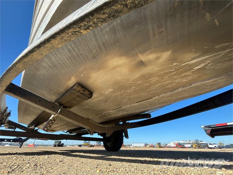 Marathon 19 ft Jet Boat (Inoperable) Barcos / barcazas de carga