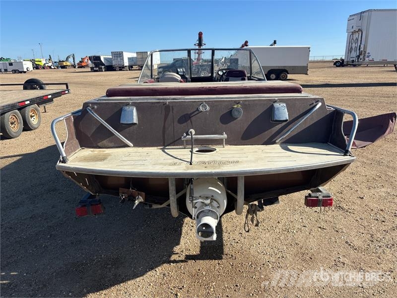 Marathon 19 ft Jet Boat (Inoperable) Barcos / barcazas de carga