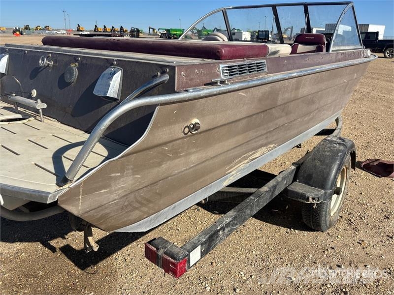Marathon 19 ft Jet Boat (Inoperable) Barcos / barcazas de carga