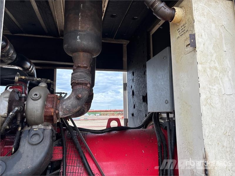 Marathon 572DSL4024 400 kW Skid-Mounted Generator Set Dízel áramfejlesztők