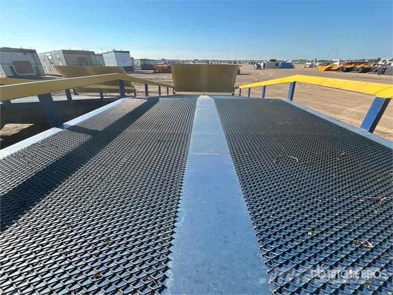Marshall Adapt-A-Ramp 10 ft x 29 ft Portable Loading Ramp معدات البناء - غير ذلك