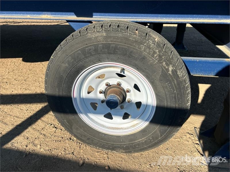 Marshall Adapt-A-Ramp 10 ft x 29 ft Portable Loading Ramp معدات البناء - غير ذلك