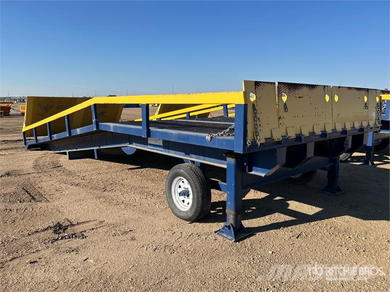 Marshall M35-101025 10 ft x 29 ft Portable Loading Ramp معدات البناء - غير ذلك