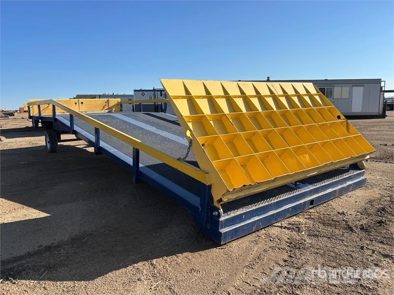 Marshall M35-101025 10 ft x 29 ft Portable Loading Ramp معدات البناء - غير ذلك
