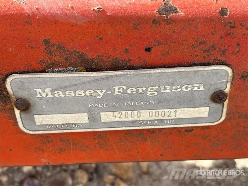Massey Ferguson 12 ft Hay Rake Šieno grėbliai ir vartytuvai