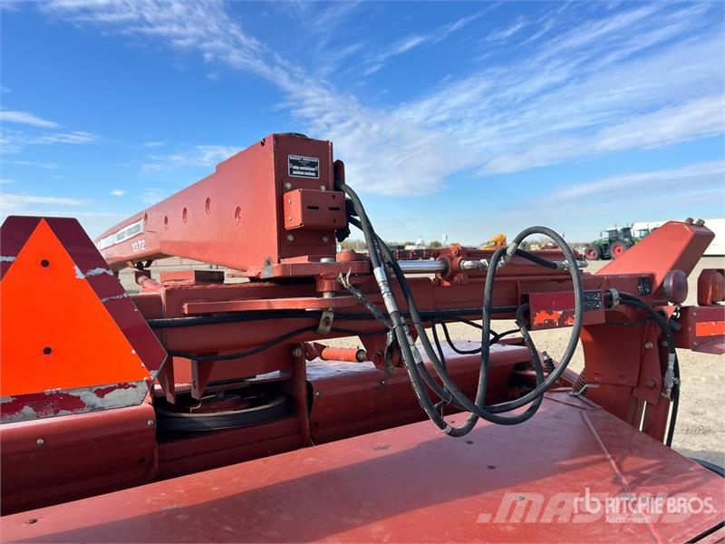 Massey Ferguson 1372 12 ft Mower Conditioner Косилки-формувачі