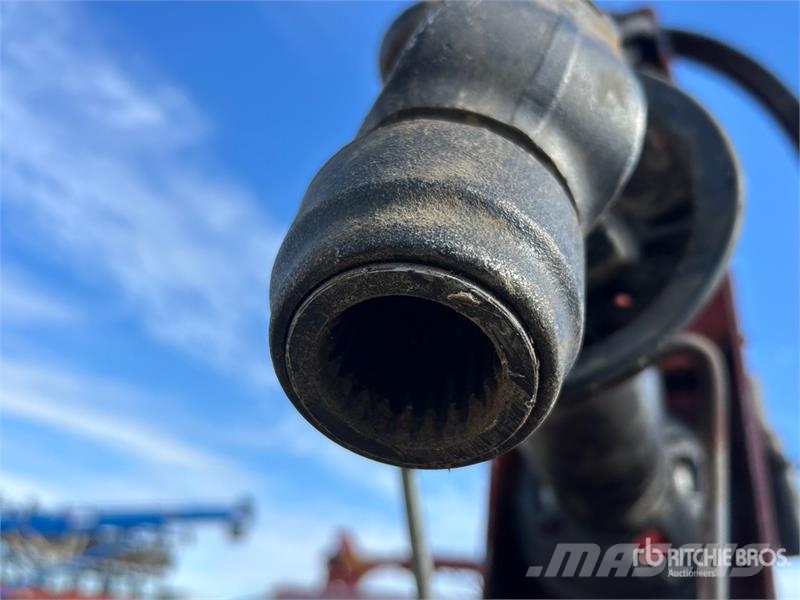 Massey Ferguson 1372 12 ft Mower Conditioner Косилки-формувачі
