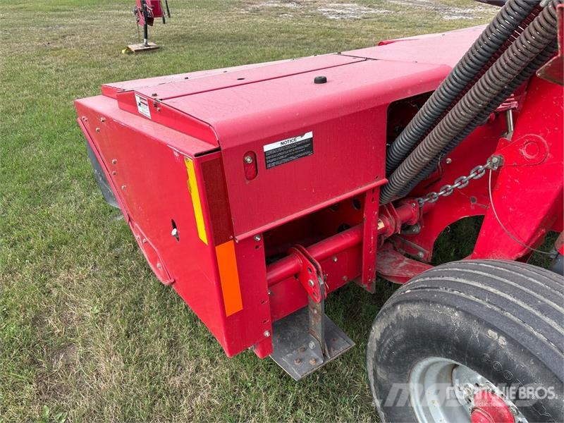 Massey Ferguson 1375 15 ft Mower Conditioner Mähwerke