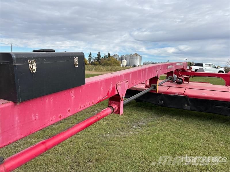 Massey Ferguson 1375 15 ft Mower Conditioner Mähwerke
