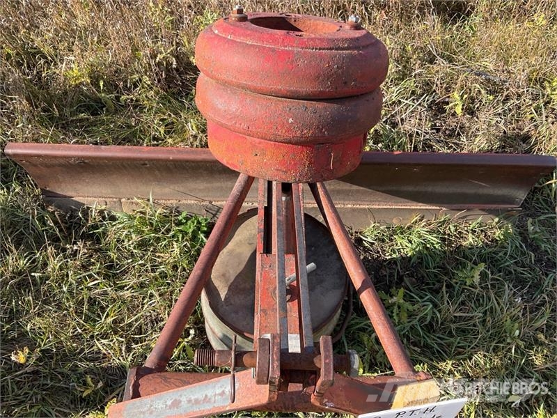 Massey Ferguson 17 72 in 3-Point Blade Attachment Daske / noževi