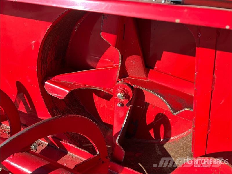 Massey Ferguson 1742 4WD Utility Tractor Trattori compatti
