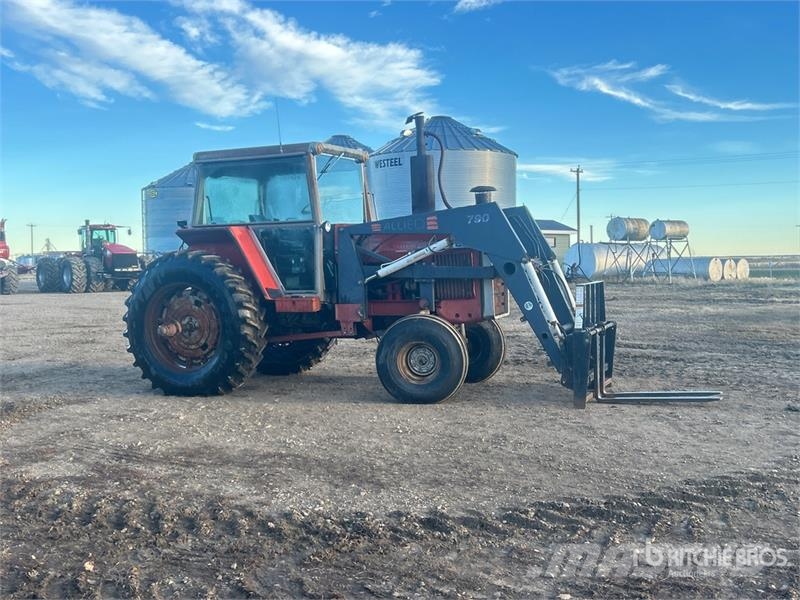 Massey Ferguson 2705 2WD Tractor Tracteur