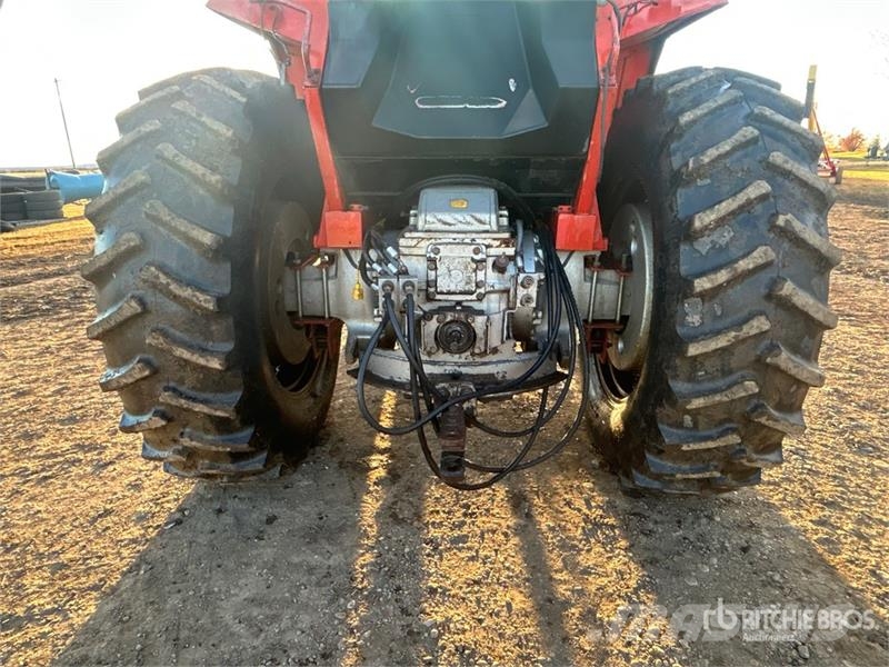 Massey Ferguson 2705 2WD Tractor Tracteur
