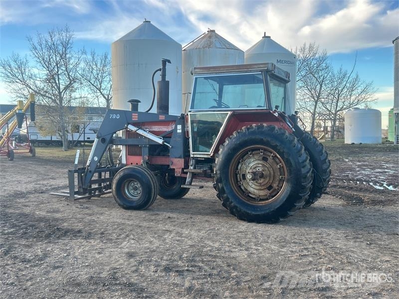 Massey Ferguson 2705 2WD Tractor Tracteur