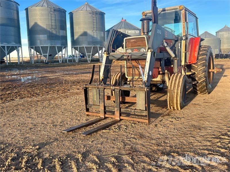 Massey Ferguson 2705 2WD Tractor Tracteur
