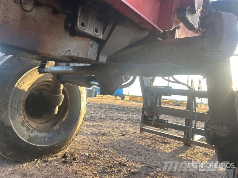 Massey Ferguson 2705 2WD Tractor Tracteur