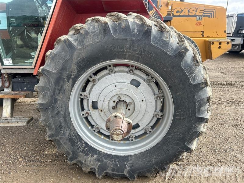Massey Ferguson 2745 2WD Tractor Τρακτέρ