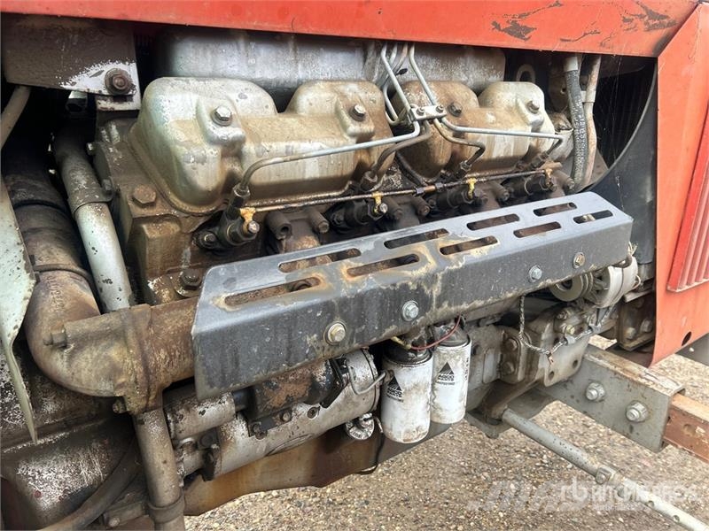 Massey Ferguson 2745 2WD Tractor Τρακτέρ