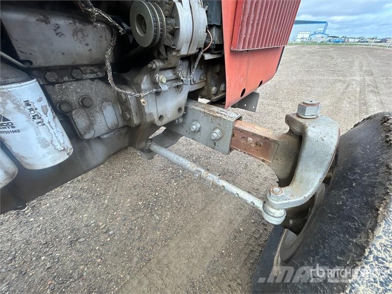 Massey Ferguson 2745 2WD Tractor Τρακτέρ