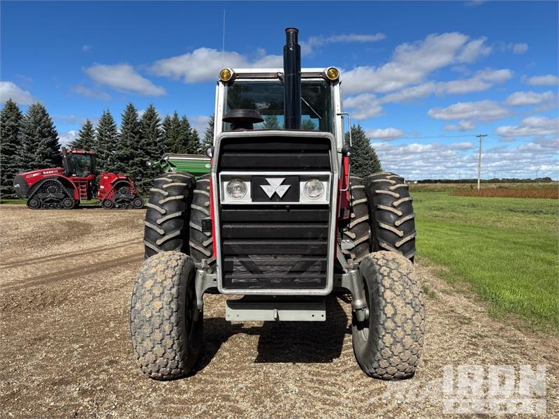 Massey Ferguson 2775 2WD Tractor Traktorit