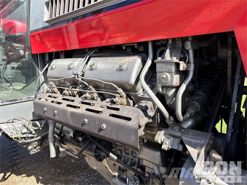 Massey Ferguson 2775 2WD Tractor Traktorit