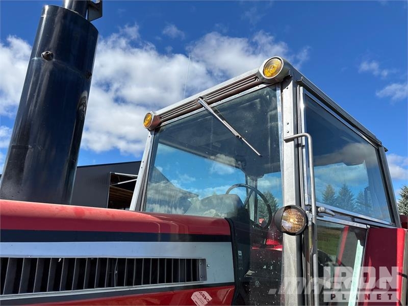 Massey Ferguson 2775 2WD Tractor Traktorit