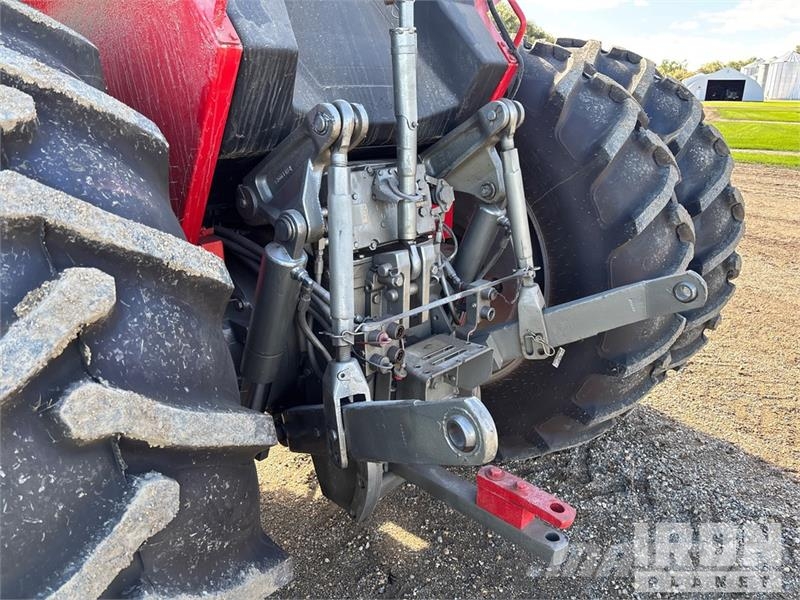 Massey Ferguson 2775 2WD Tractor Traktorit