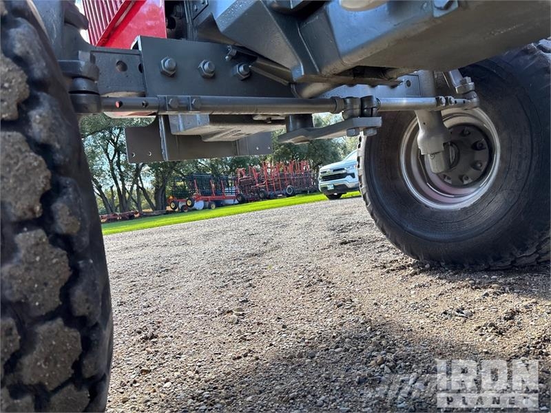 Massey Ferguson 2775 2WD Tractor Traktorit