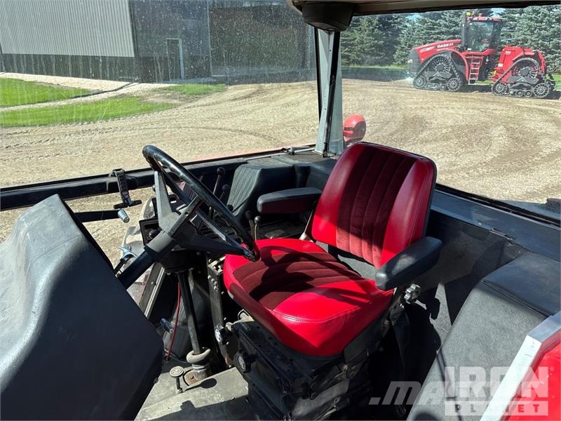 Massey Ferguson 2775 2WD Tractor Traktorit