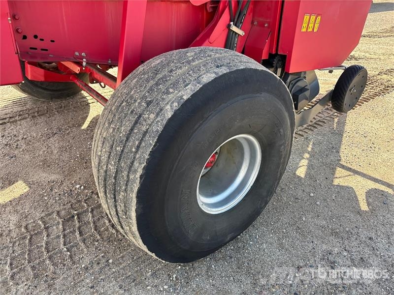Massey Ferguson 2856A Round Baler Rundballenpressen