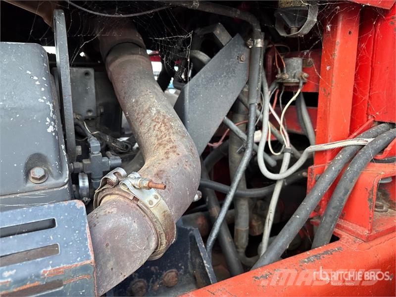 Massey Ferguson 4840 Articulated 4WD Tractor Kmetijstvo - drugo