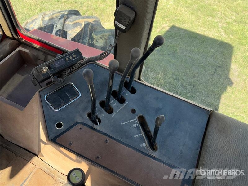 Massey Ferguson 4840 Articulated 4WD Tractor 農業機械 -　その他