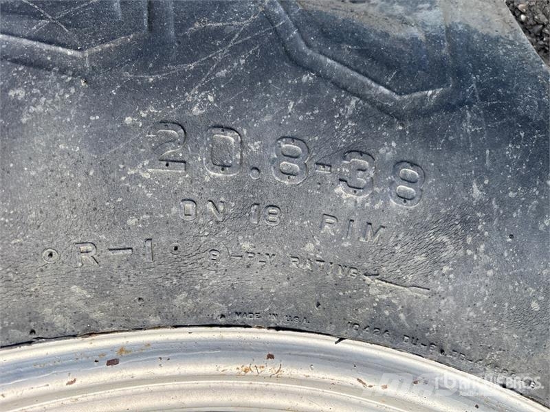 Massey Ferguson 4840 Articulated 4WD Tractor Ostale poljoprivredne mašine