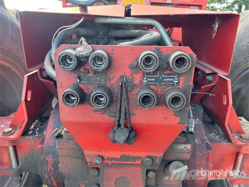 Massey Ferguson 4840 Articulated 4WD Tractor Ostale poljoprivredne mašine