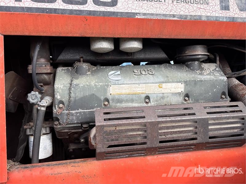 Massey Ferguson 4880 Articulated 4WD Tractor 農業機械 -　その他