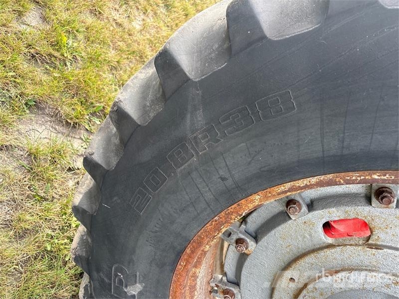 Massey Ferguson 4880 Articulated 4WD Tractor 農業機械 -　その他