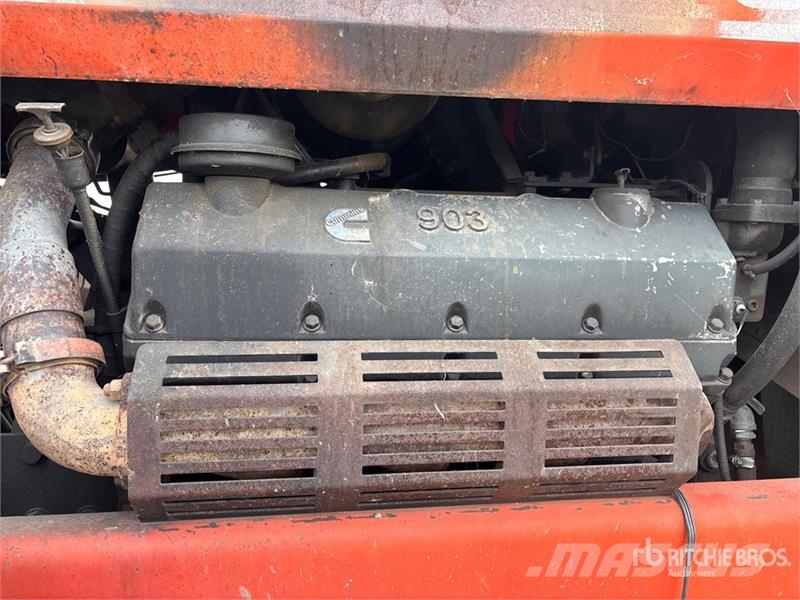 Massey Ferguson 4880 Articulated 4WD Tractor 農業機械 -　その他