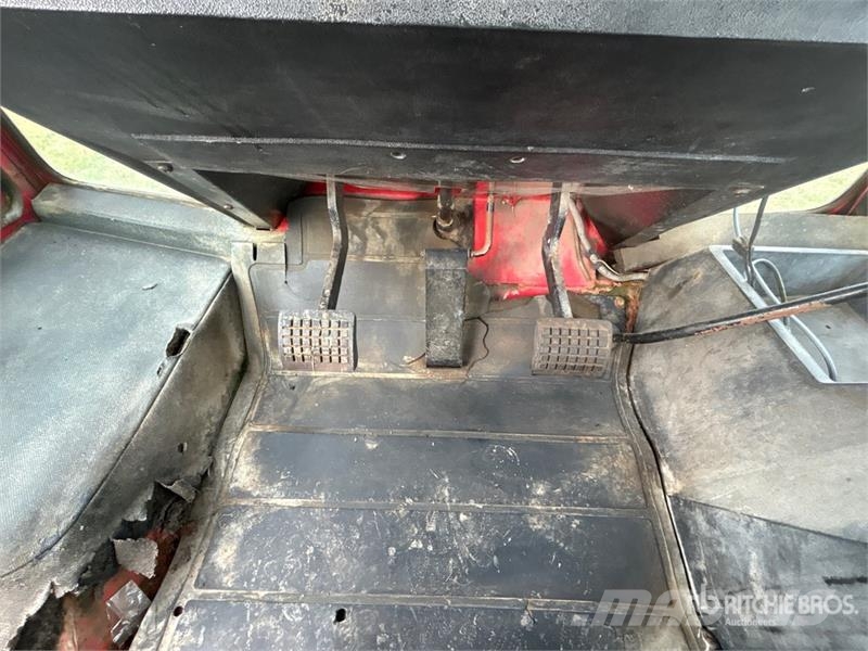 Massey Ferguson 4880 Articulated 4WD Tractor 農業機械 -　その他