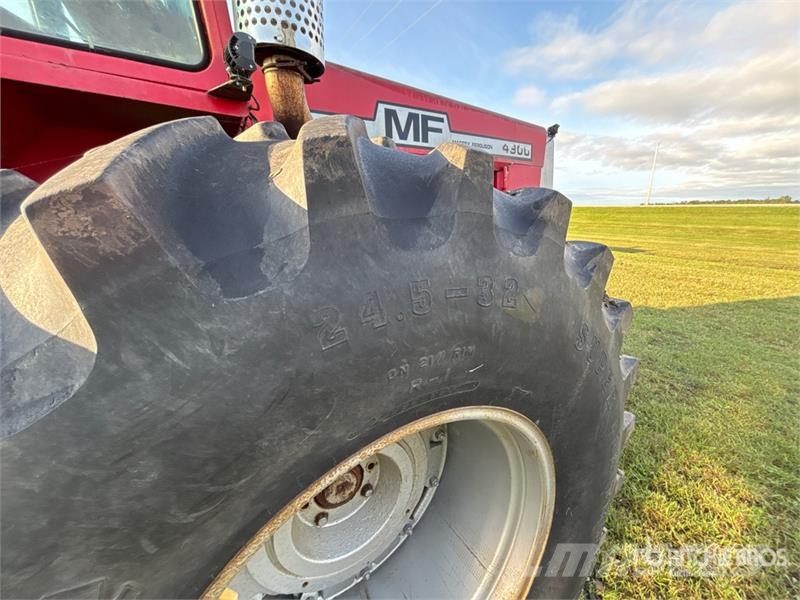Massey Ferguson 4900 Articulated 4WD Tractor Otra maquinaria agrícola