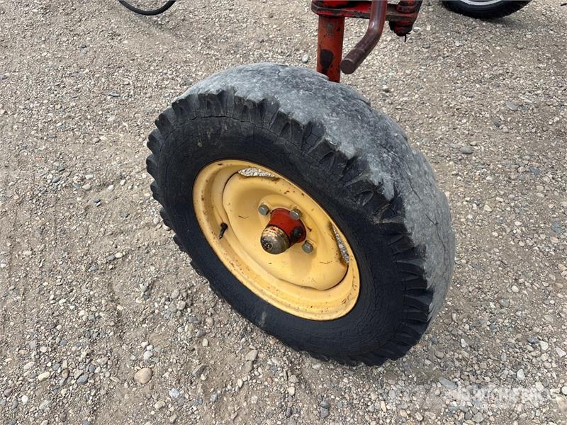 Massey Ferguson 6 Wheel Hay Rake مكابس وميبسات التبن