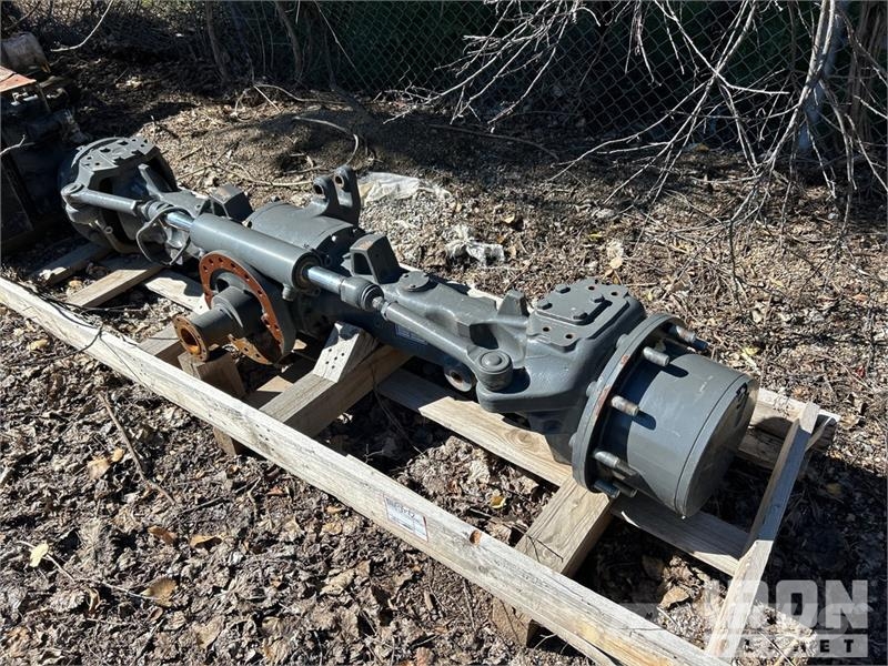 Massey Ferguson 7722 Front Axle Asis
