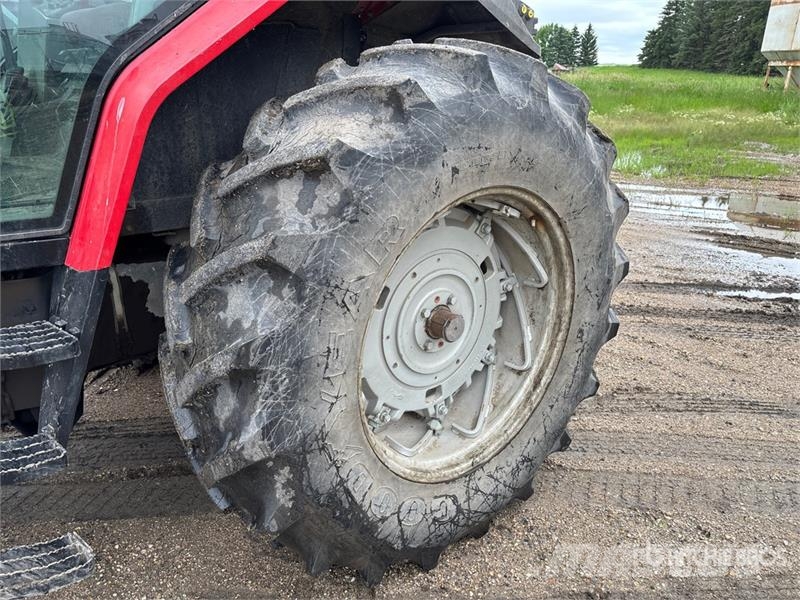 Massey Ferguson 8120 4WD Tractor Trattori