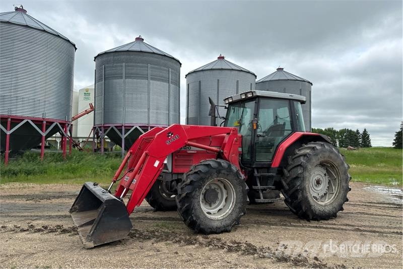 Massey Ferguson 8120 4WD Tractor Trattori