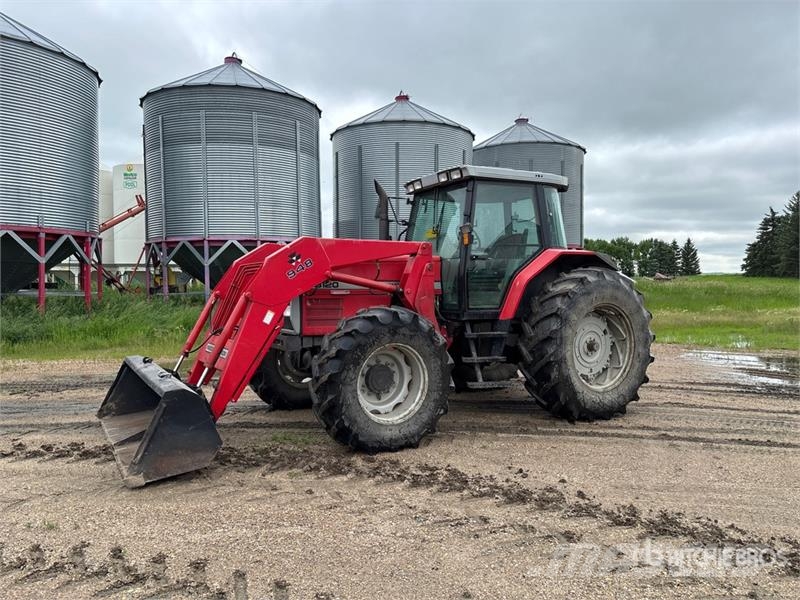 Massey Ferguson 8120 4WD Tractor Traktori